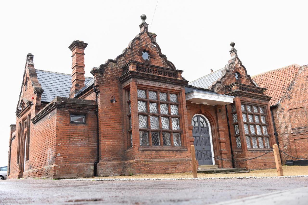 The Loddon Swan Bed & Breakfast Bagian luar foto