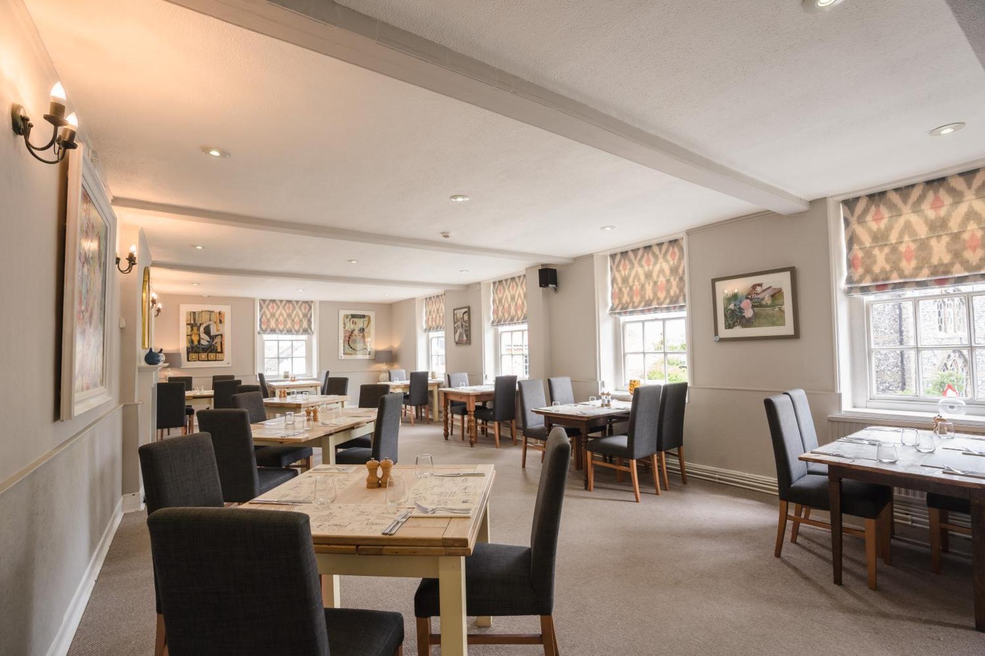 The Loddon Swan Bed & Breakfast Bagian luar foto